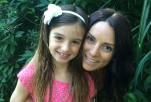 SuperGirls - Mirella saved her own birthday party.