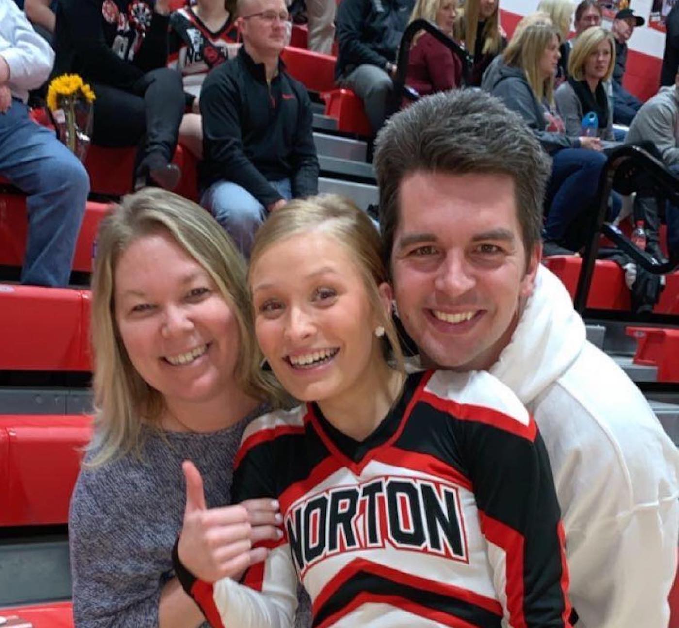 Ohio Cheerleader Fights For Life After Anaphylaxis At Homecoming Dance
