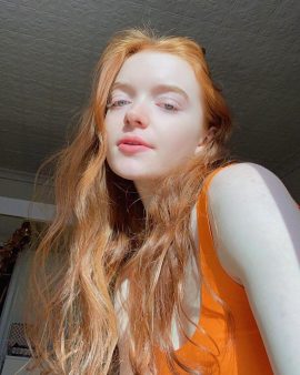 Family Will Sue in Dancer's Fatal Reaction to Mislabeled Cookies