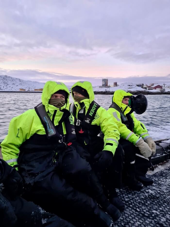 Allie Dani boat vert-52a5