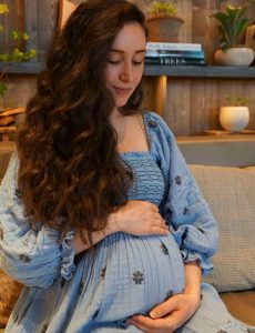 Amanda Orlando pregnant